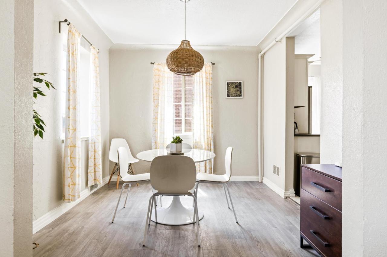 Stylish City Retreat - King Beds - Walk To Sloans Lake DEN Extérieur photo