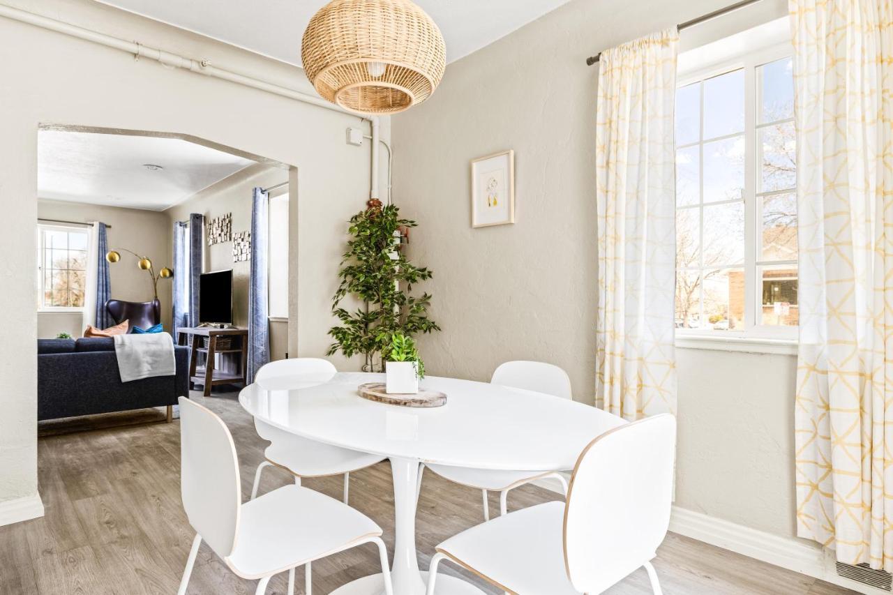Stylish City Retreat - King Beds - Walk To Sloans Lake DEN Extérieur photo