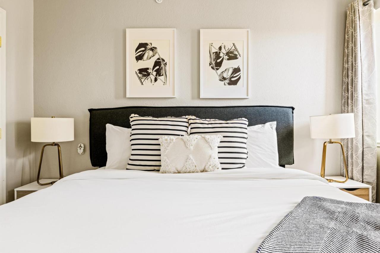 Stylish City Retreat - King Beds - Walk To Sloans Lake DEN Extérieur photo